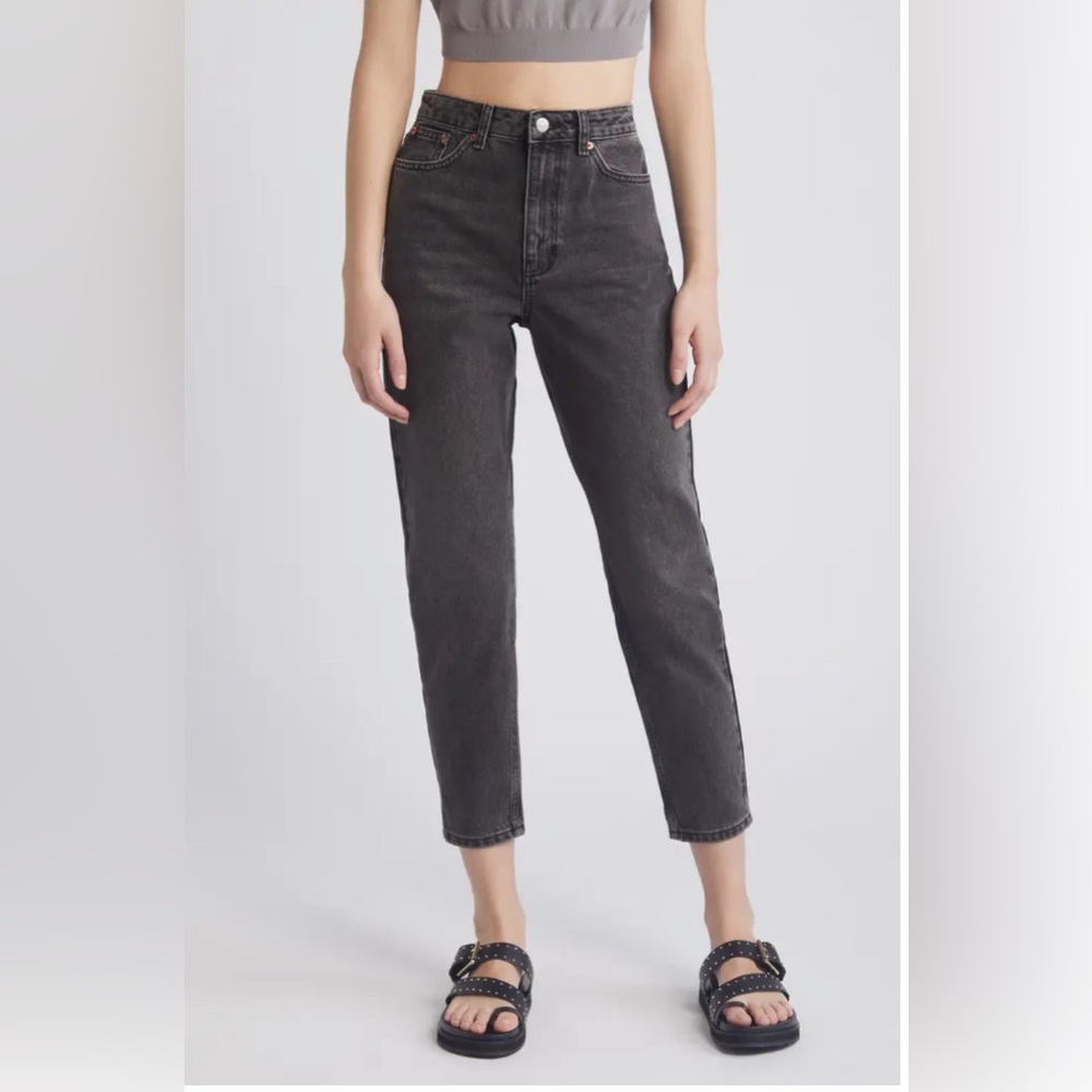 Topshop Mom Jeans in Washed Black